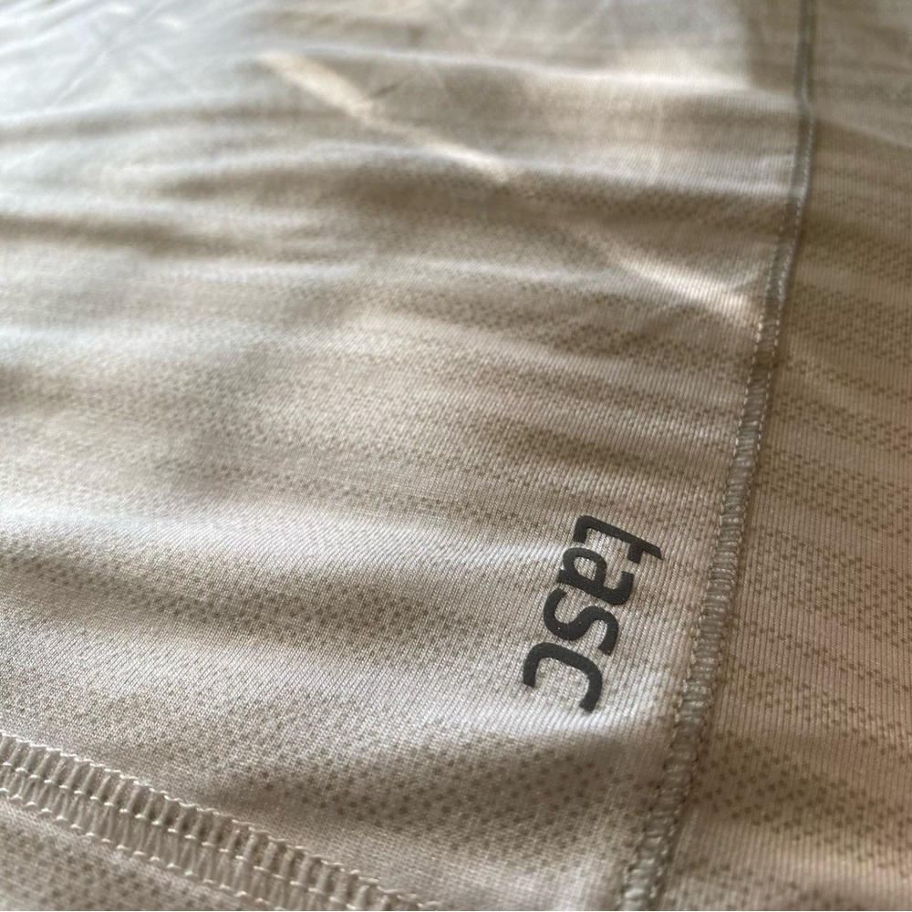 Tasc Performance Dynamic Tech Tee White - Picture 2 of 9